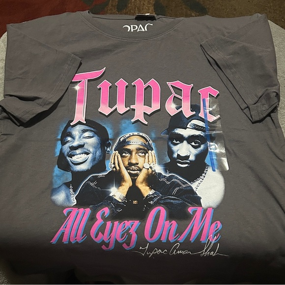 Gray Graphic Tee with Tupac Design - Picture 2 of 3
